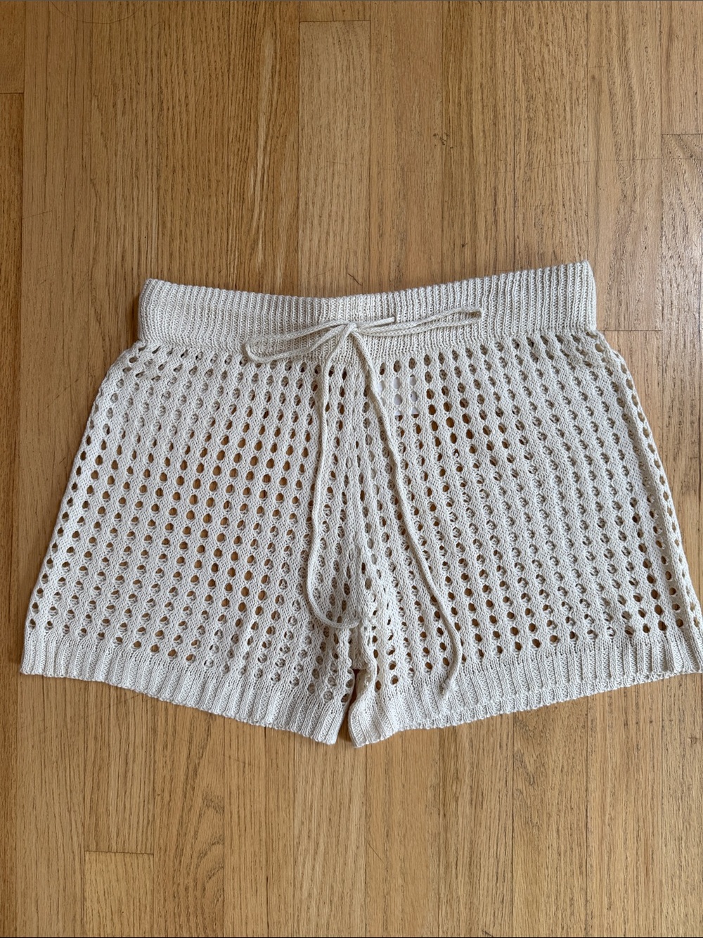 Like New, Knitted Crochet Drawstring Shorts, Cream, sz Small